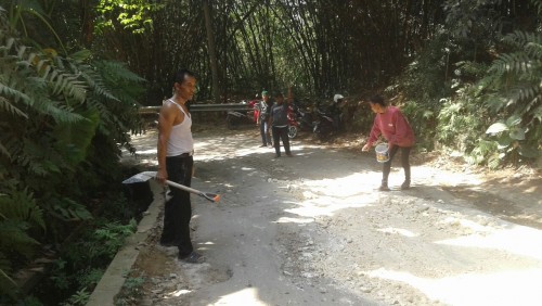 Gotong Royong Desa Nambo